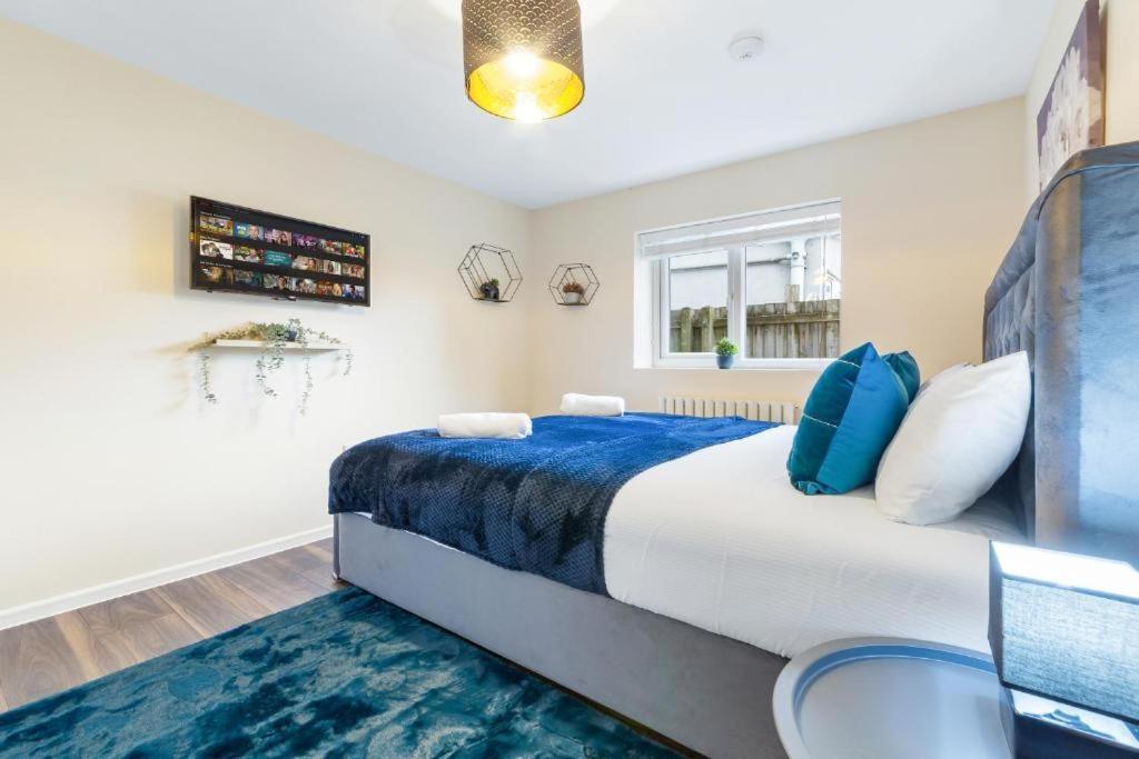 Twickenham Homes ไอล์เวิร์ธ ภายนอก รูปภาพ