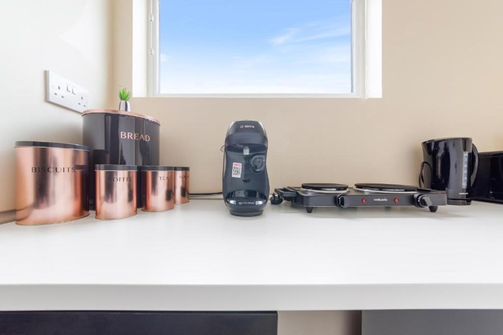 Twickenham Homes ไอล์เวิร์ธ ภายนอก รูปภาพ