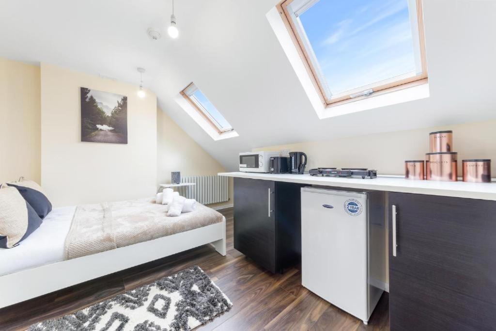 Twickenham Homes ไอล์เวิร์ธ ภายนอก รูปภาพ